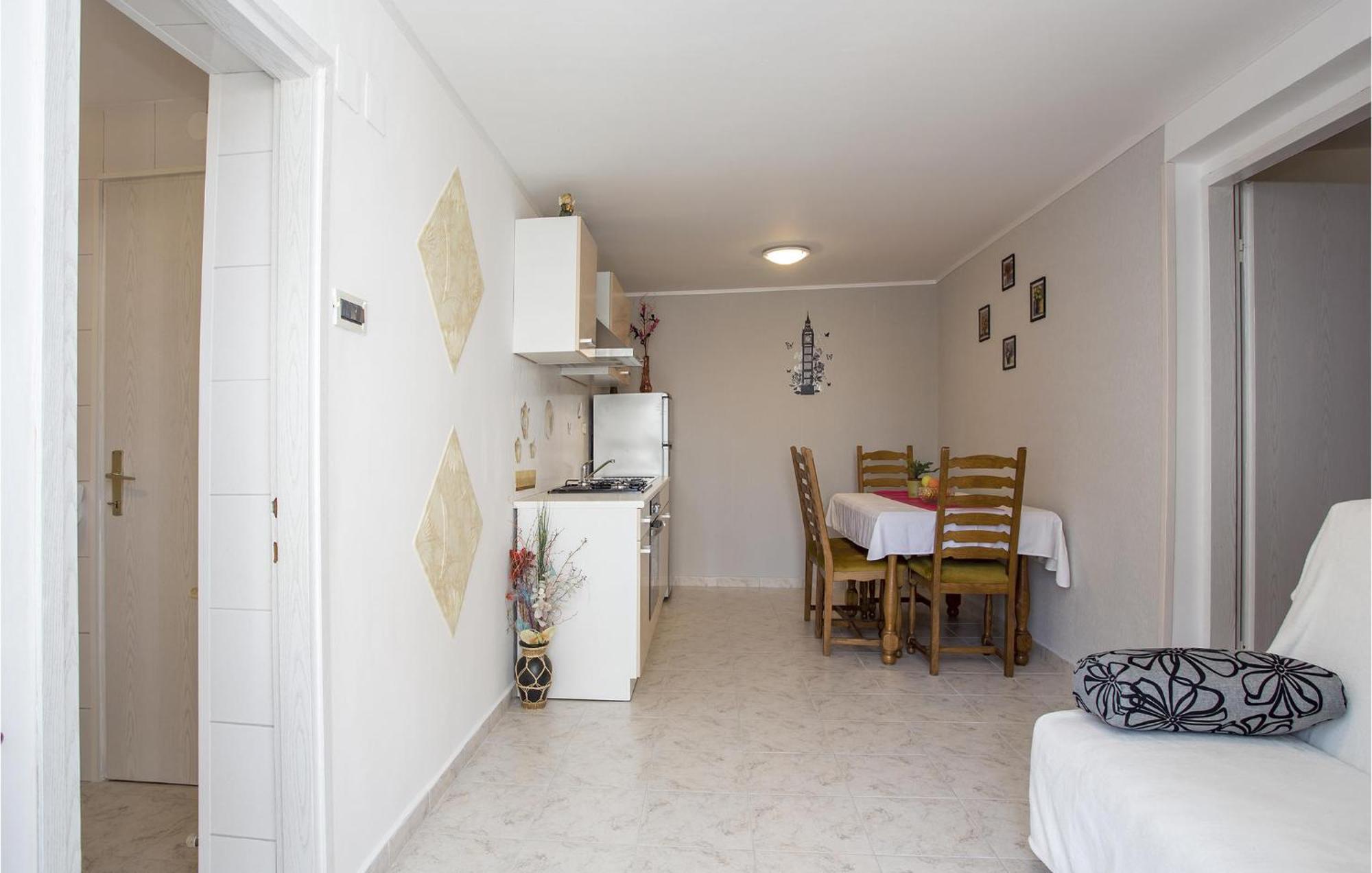 Amazing Apartment In Rijeka With Wifi Kültér fotó